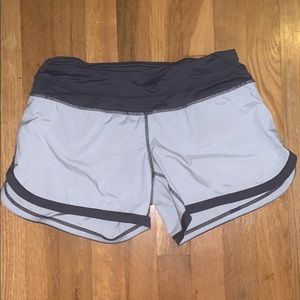 Lululemon shorts size 4